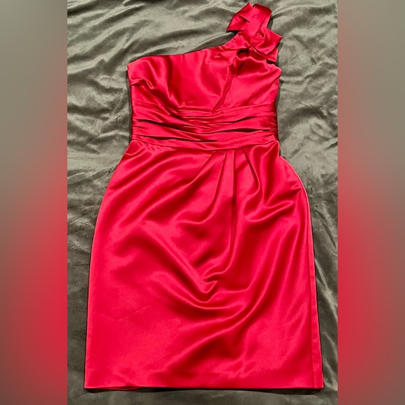 David's Bridal Red Bow Cocktail One-Shoulder Dress Bridesmaid Wedding Party - Picture 2 of 14